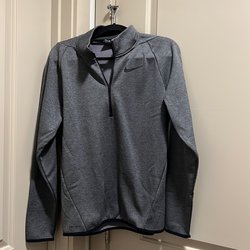 Nike Gray Pullover